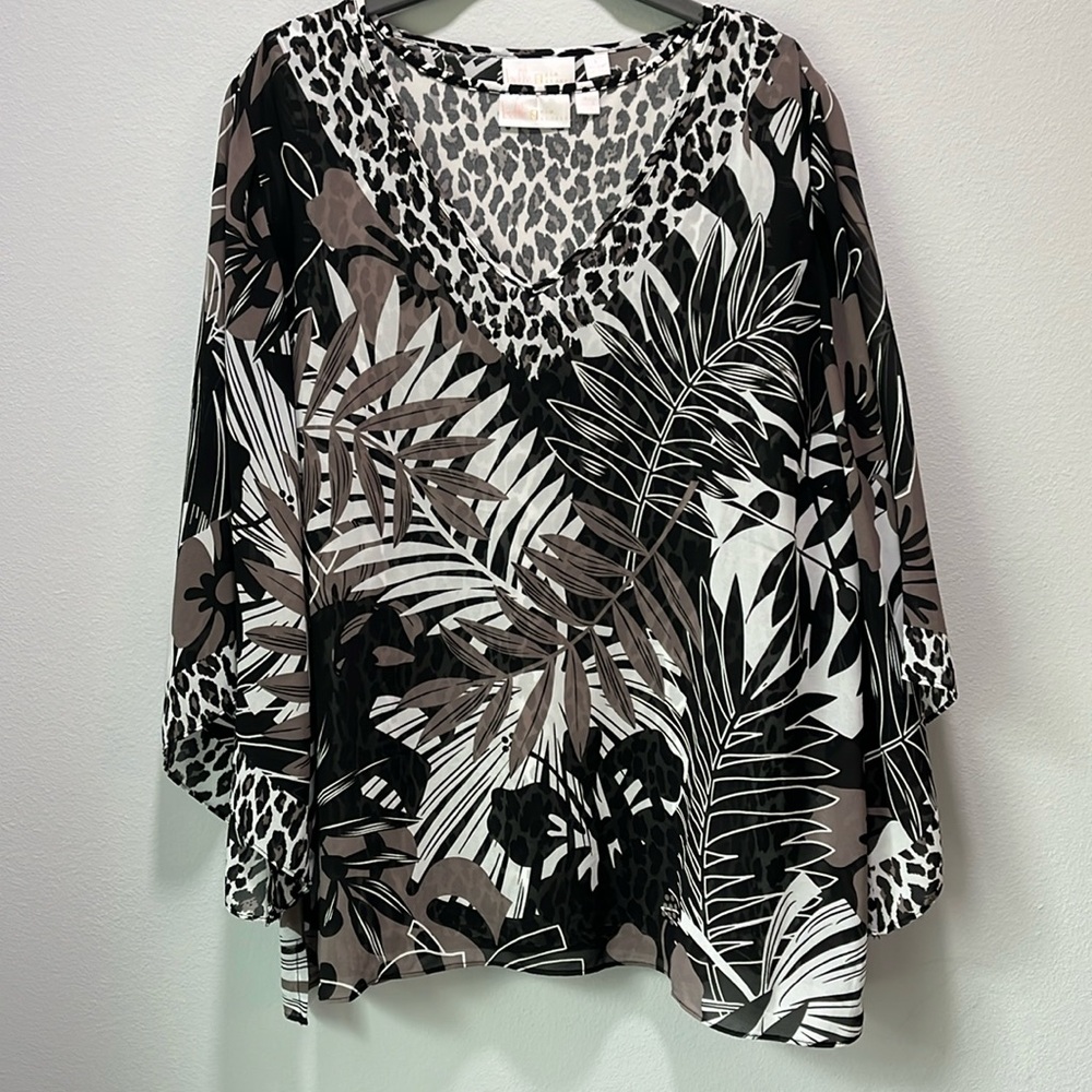 belle by Kim Gravel Size Large two piece top, tank and shell
